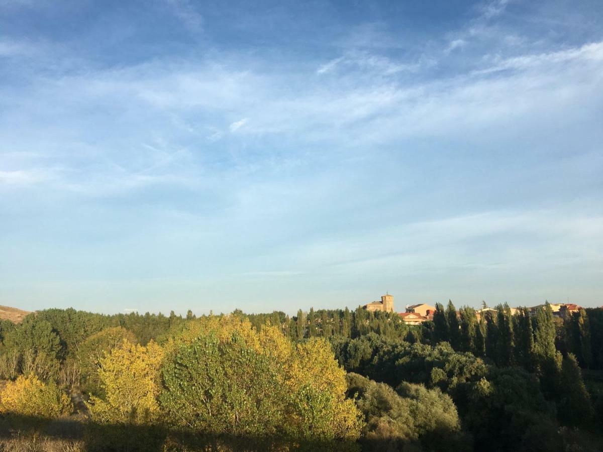 Apartamentos Turisticos Leiva -La Rioja Екстериор снимка