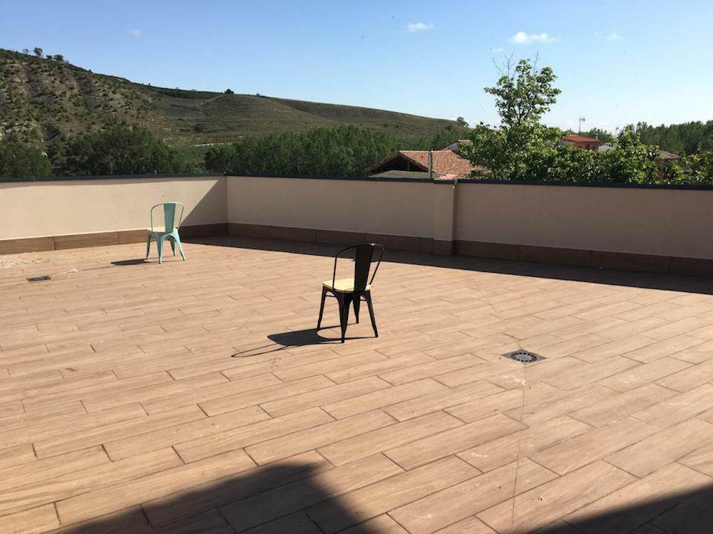 Apartamentos Turisticos Leiva -La Rioja Екстериор снимка