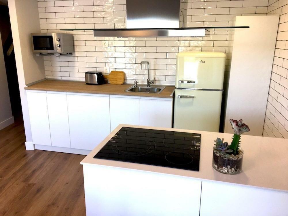 Apartamentos Turisticos Leiva -La Rioja Екстериор снимка
